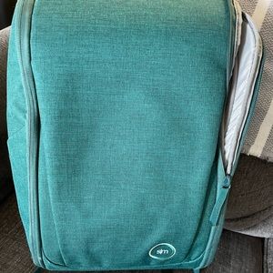 Simple Modern Wanderer Backpack